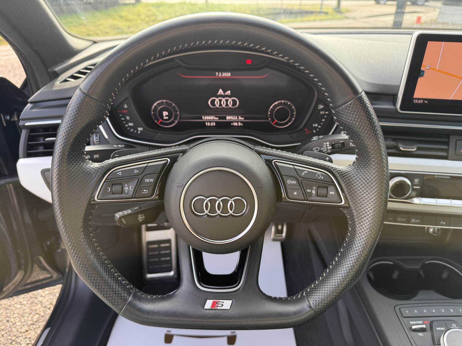 Audi A4 Avant 35 TDI S-Line,Navi,Matrix,Virtual,Kamera,VELIKI SERVIS!, fotografija 14