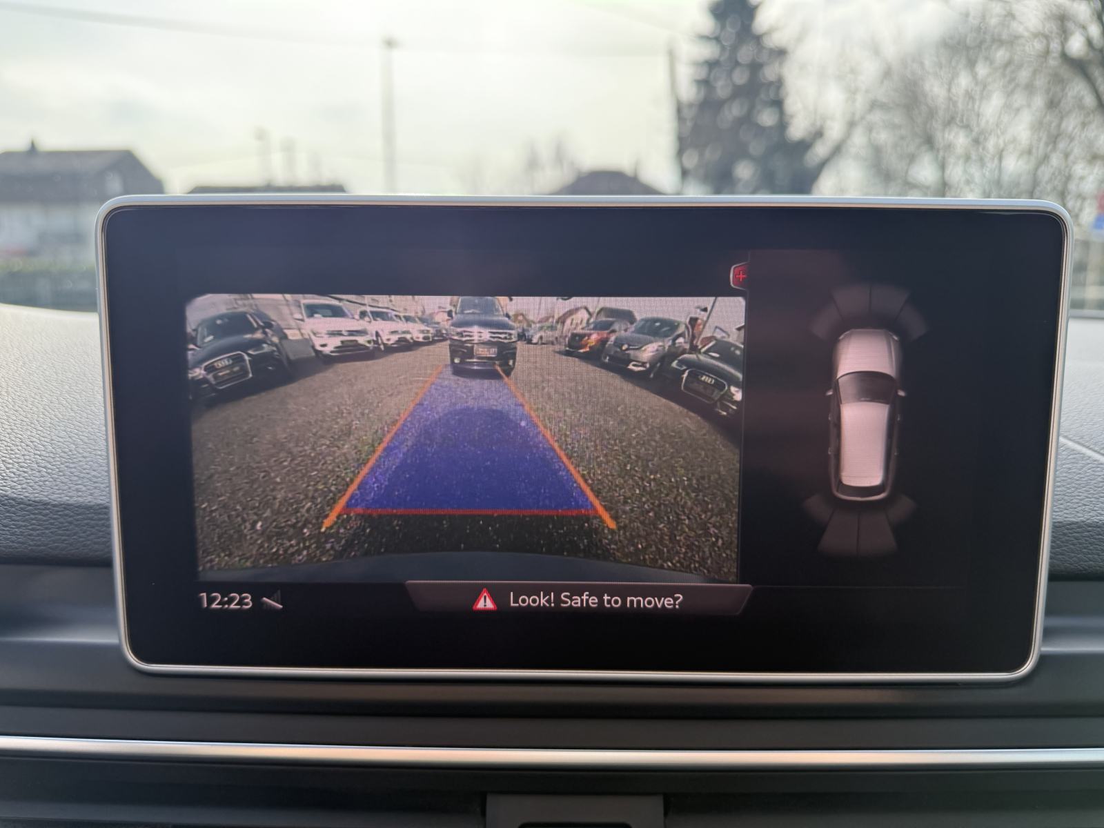 Audi A4 Avant 35 TDI S-Line,Navi,Matrix,Virtual,Kamera,VELIKI SERVIS!, fotografija 17