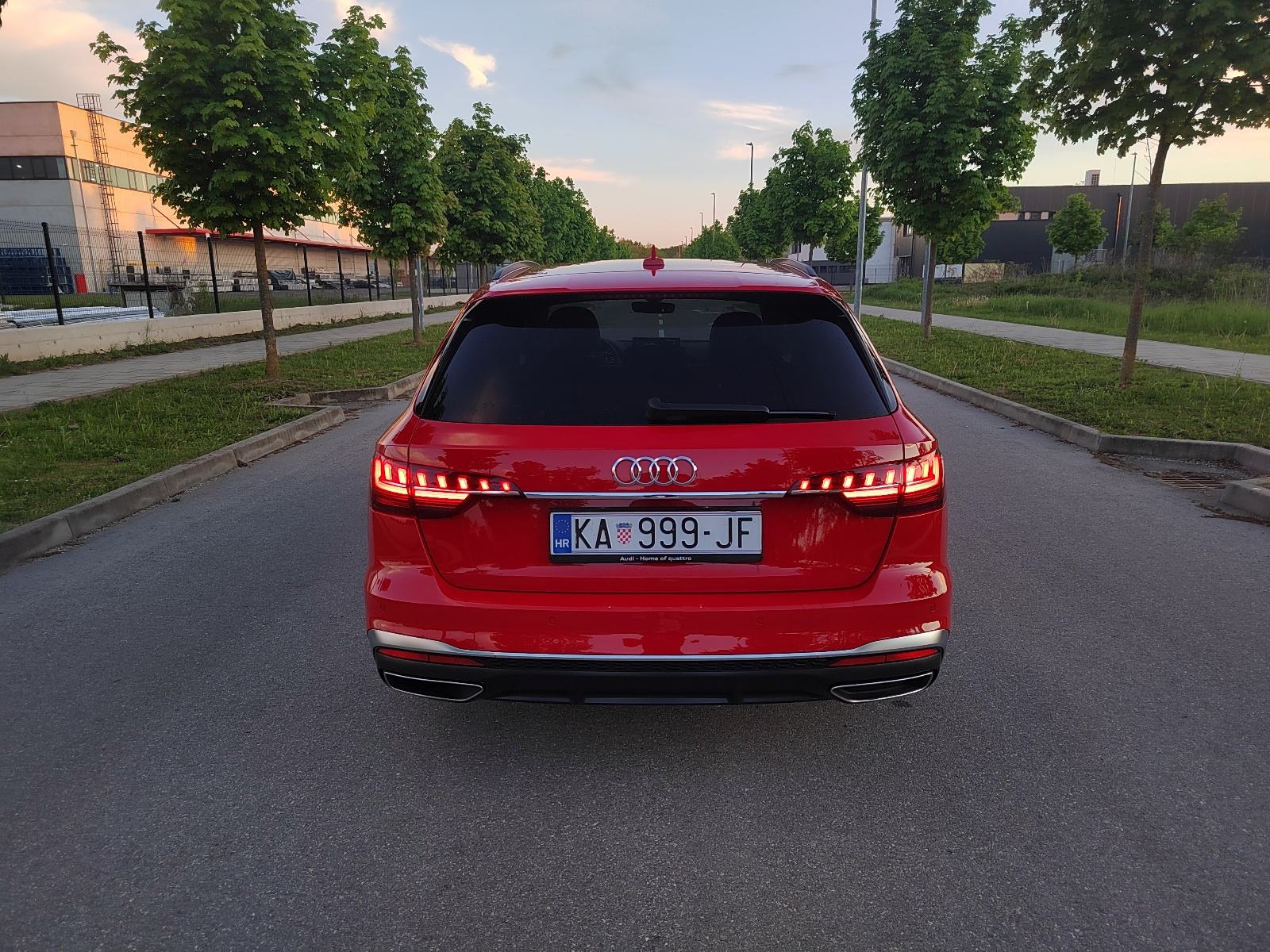 Audi A4 Avant 35 TDI S-tronic S-line, fotografija 4