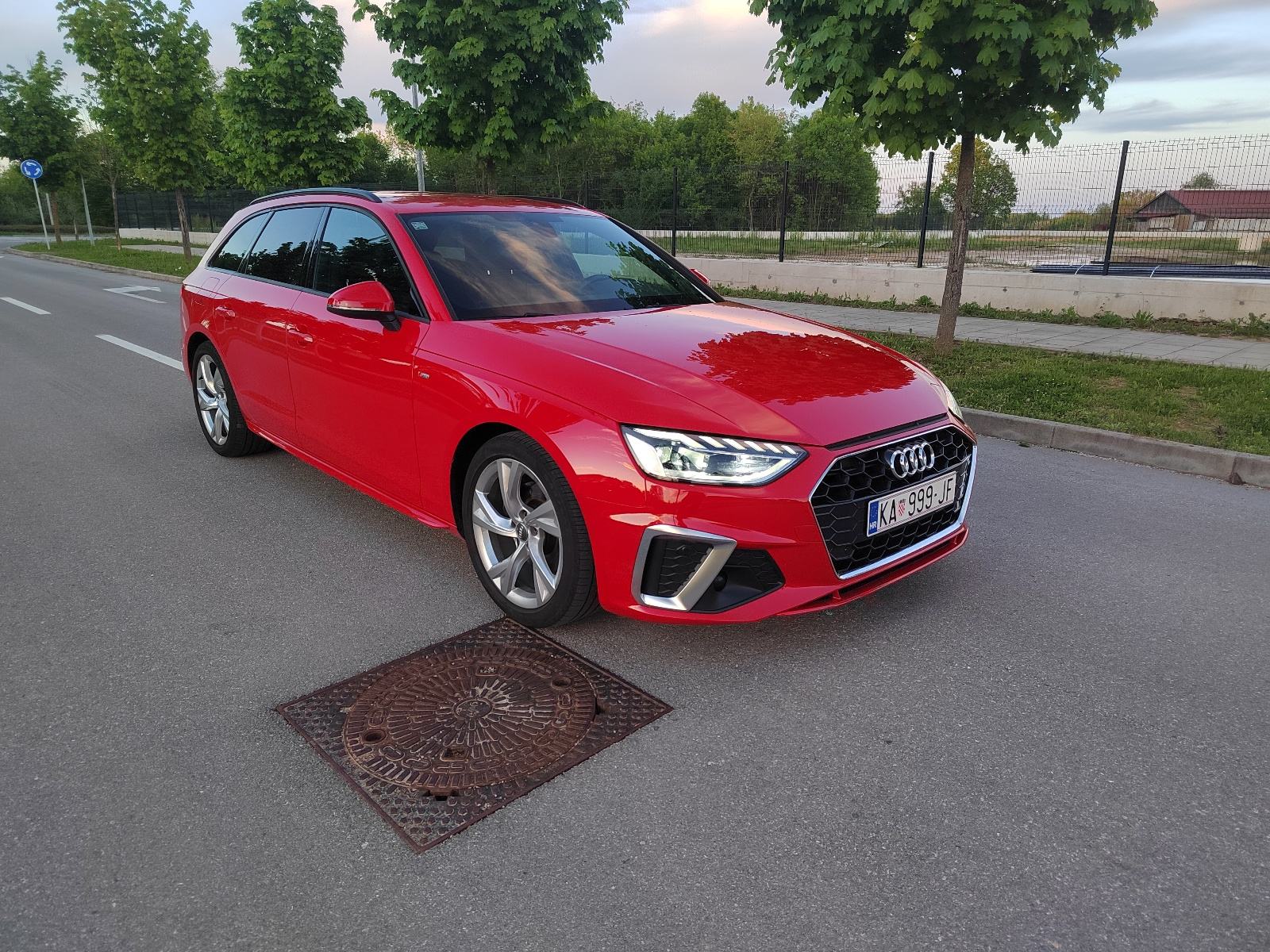 Audi A4 Avant 35 TDI S-tronic S-line, fotografija 7