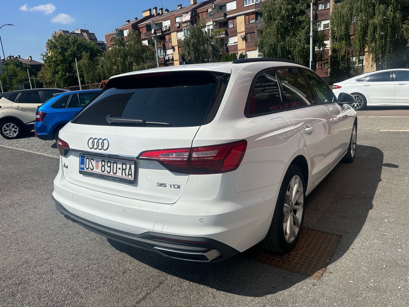 Audi A4 Avant 35 TDI, fotografija 4