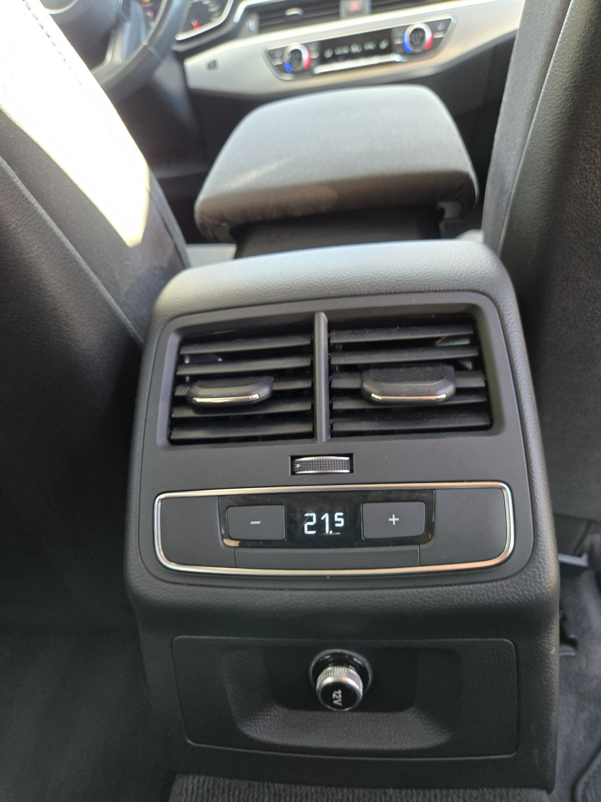 Audi A4 Avant 35 TDI S-line, fotografija 6