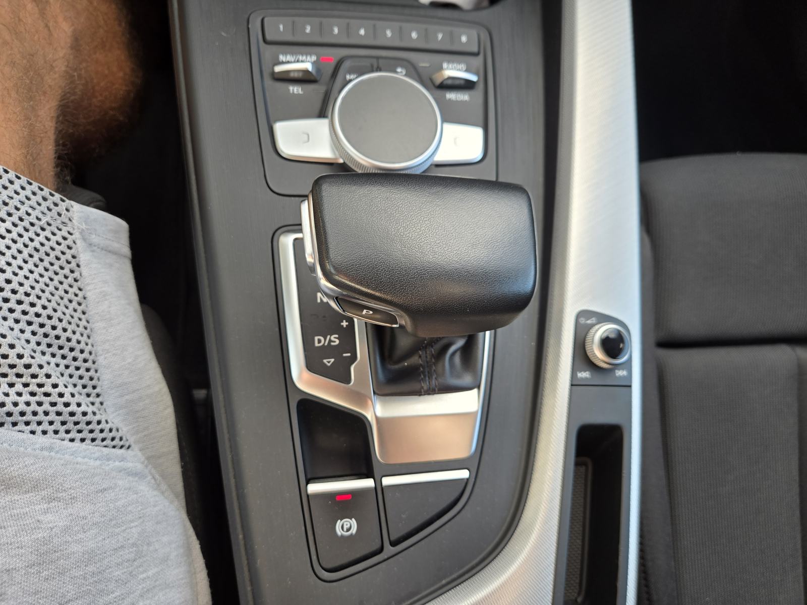 Audi A4 Avant 35 TDI S-line, fotografija 8