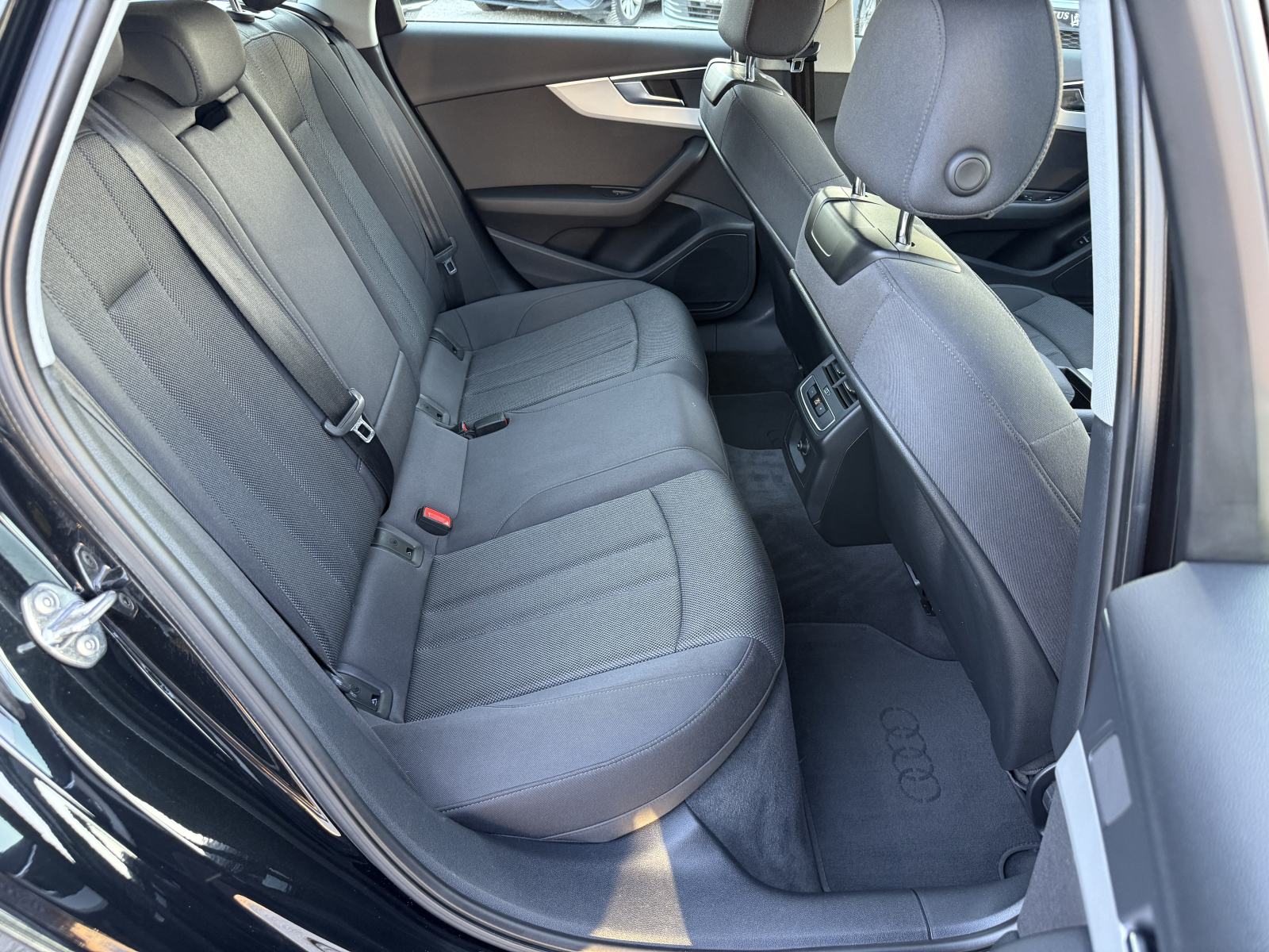 AUDI A4 AVANT 35 TDI S Tronic | 2023. Godina | Advanced | SUSTAV PDV-A, fotografija 16