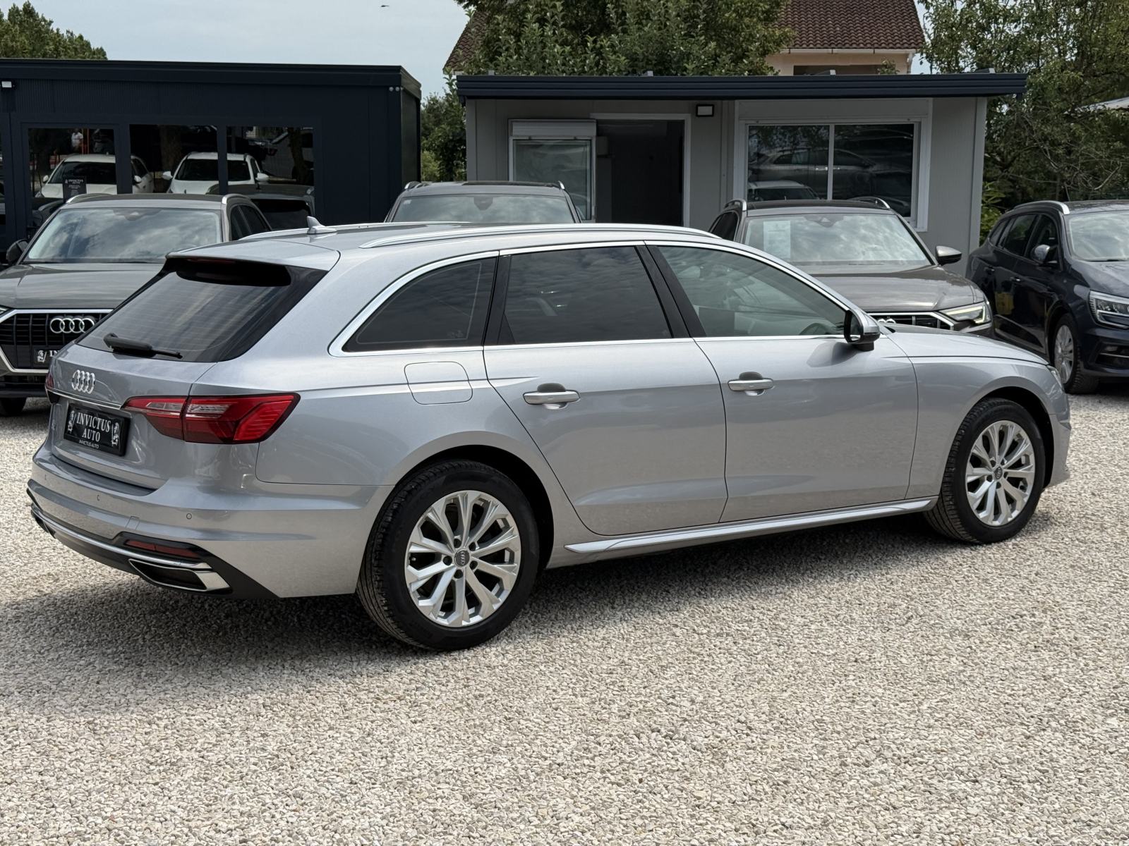 AUDI A4 AVANT 35 TDI 2020. Godina - S-Tronic - Business - Servisna .., fotografija 4