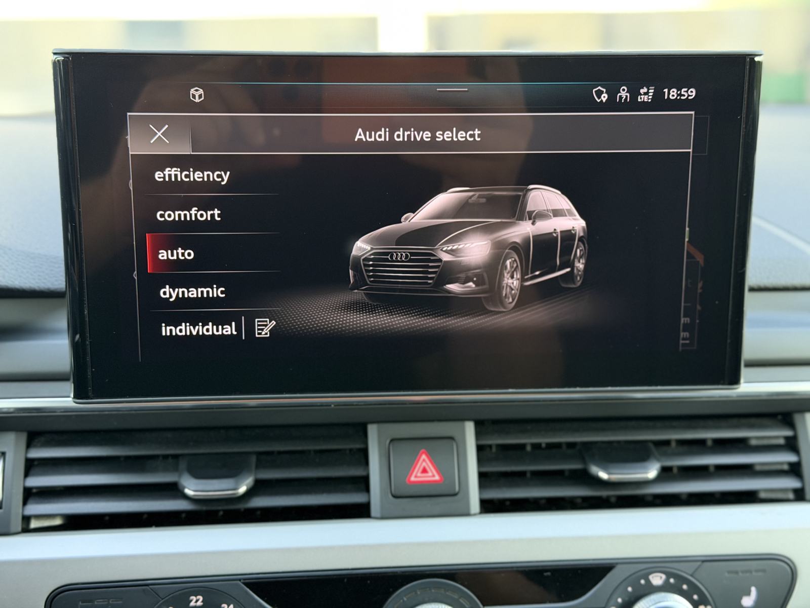Audi A4 Avant 40 TDI S-TRONIC/MATRIX/KAMERA/HEAD-UP/140KW/V.SERVIS, fotografija 18