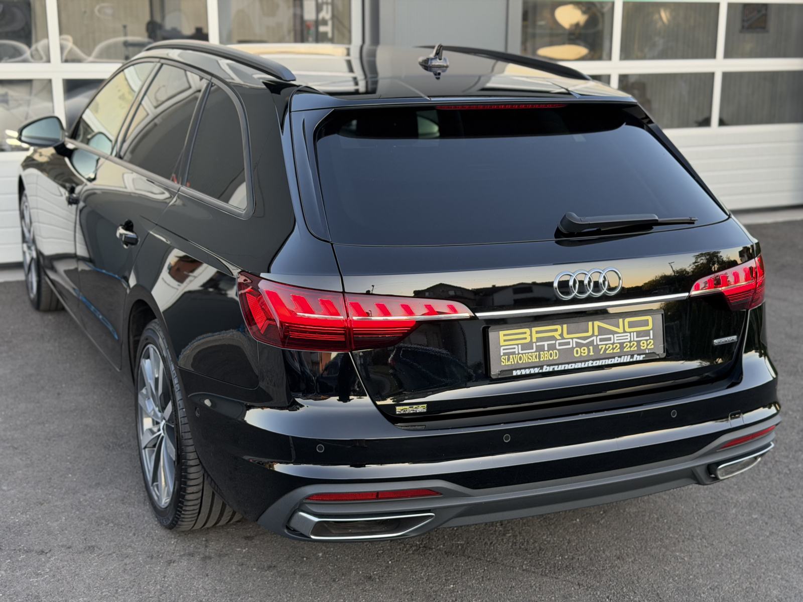 Audi A4 Avant 40 TDI S-TRONIC/MATRIX/KAMERA/HEAD-UP/140KW/V.SERVIS, fotografija 4