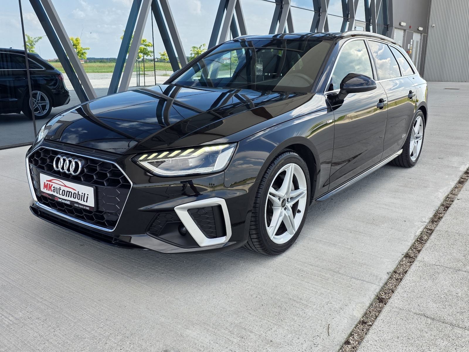 Audi A4 Avant 40 TDI QUATTRO,S LINE,S TRONIK,17 T.K.M, fotografija 2