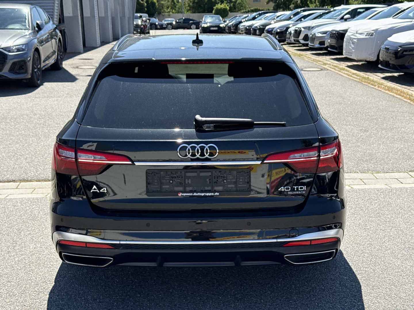 Audi A4 Avant 40 TDI • S-LINE • QUATTRO • 2022 g. • 150kW • WEBASTO, fotografija 6