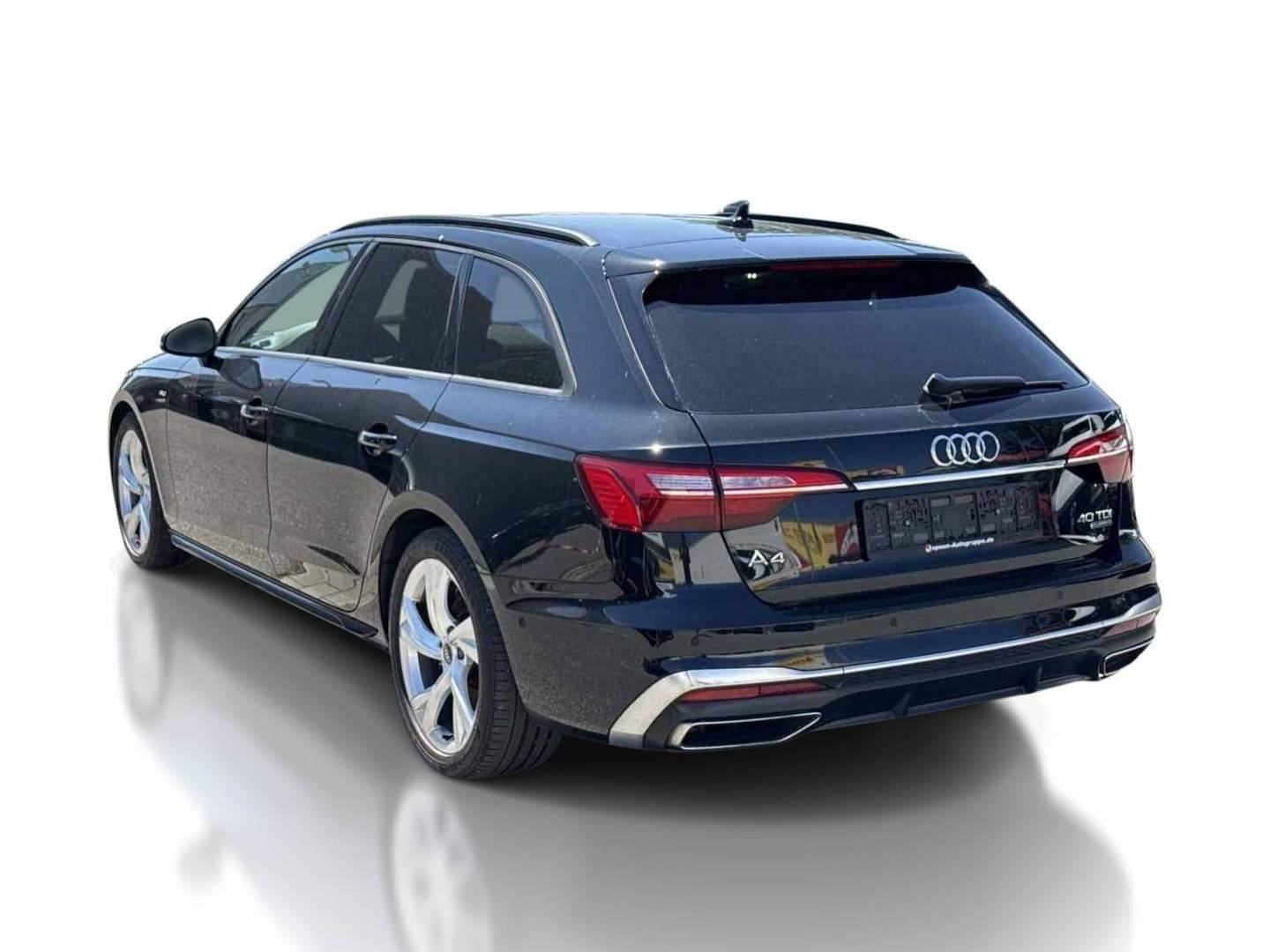 Audi A4 Avant 40 TDI • S-LINE • QUATTRO • 2022 g. • 150kW • WEBASTO, fotografija 3