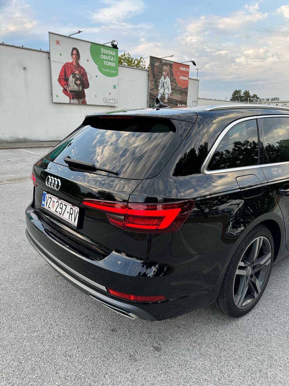 Audi A4 Avant 40 TDI Sport ACC LED 140kw, fotografija 10