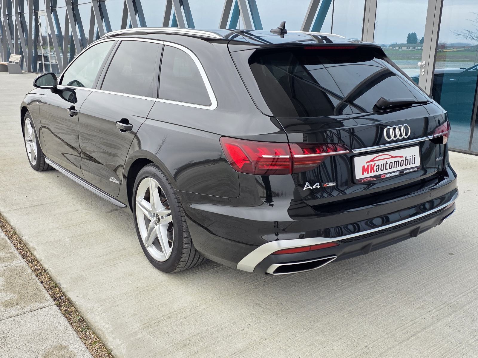 Audi A4 Avant 40 TDI S TRONIK,S LINE QUATTRO, fotografija 4