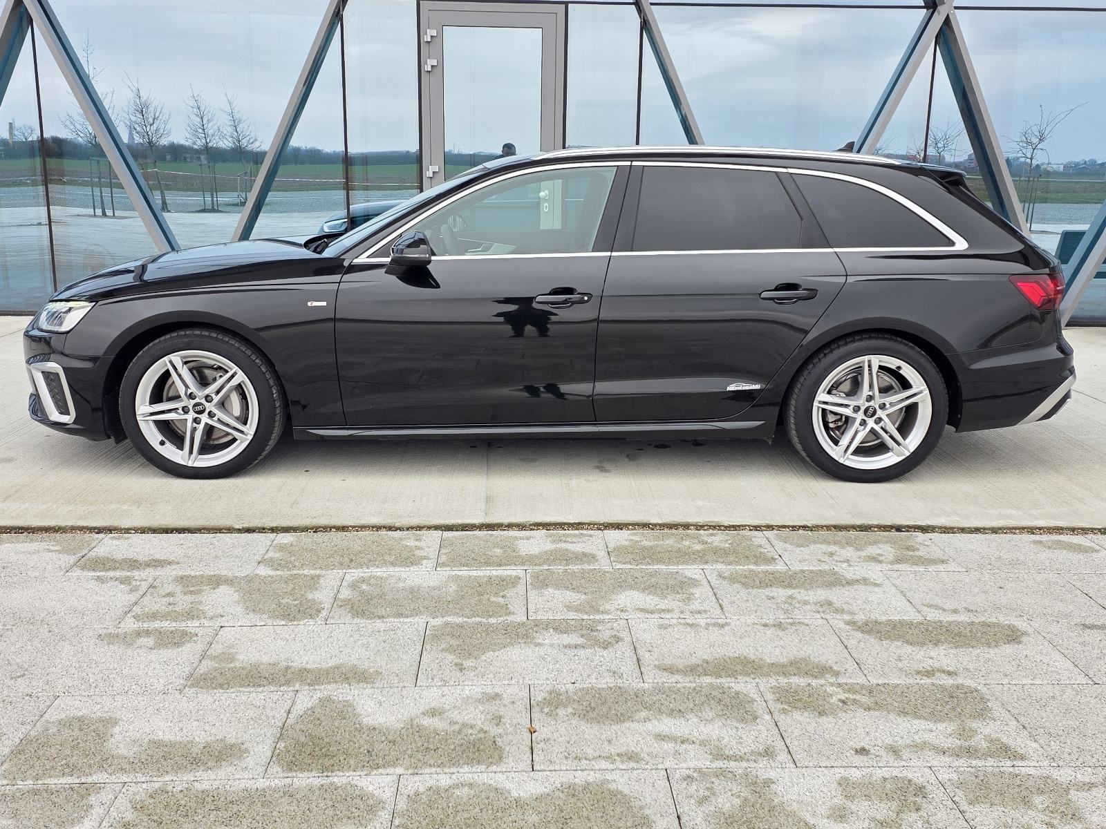 Audi A4 Avant 40 TDI S TRONIK,S LINE QUATTRO, fotografija 3