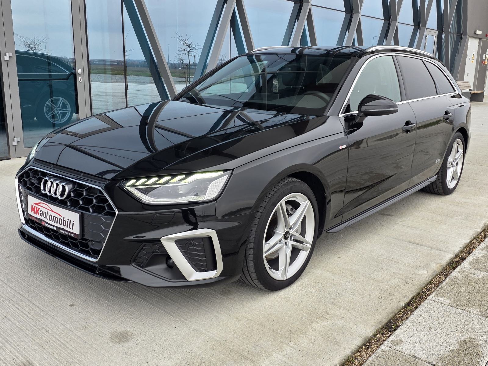 Audi A4 Avant 40 TDI S TRONIK,S LINE QUATTRO, fotografija 2