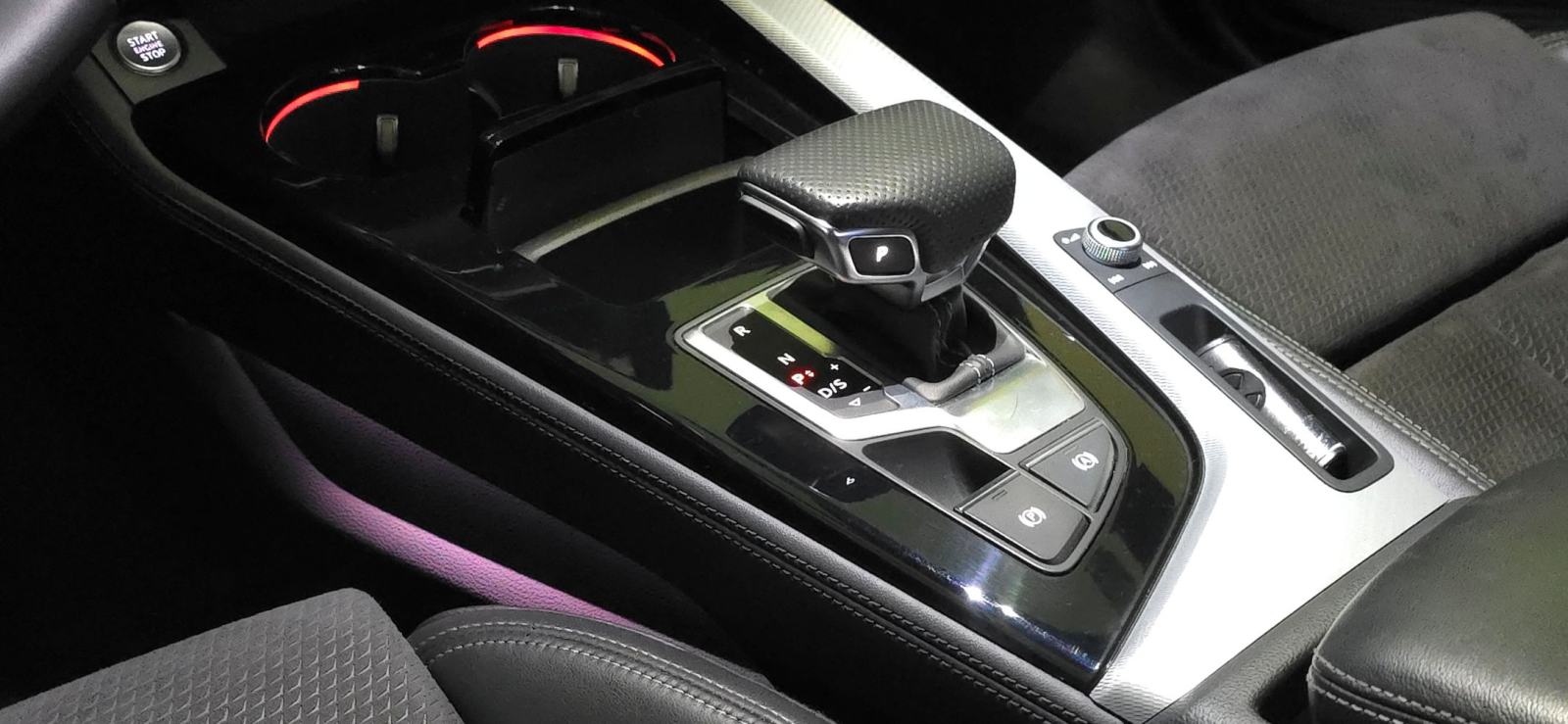 AUDI A4 2.0 35TDI PRO BLACK S-LINE Bang & Olufsen Kamera ACC LANE ASS, fotografija 13