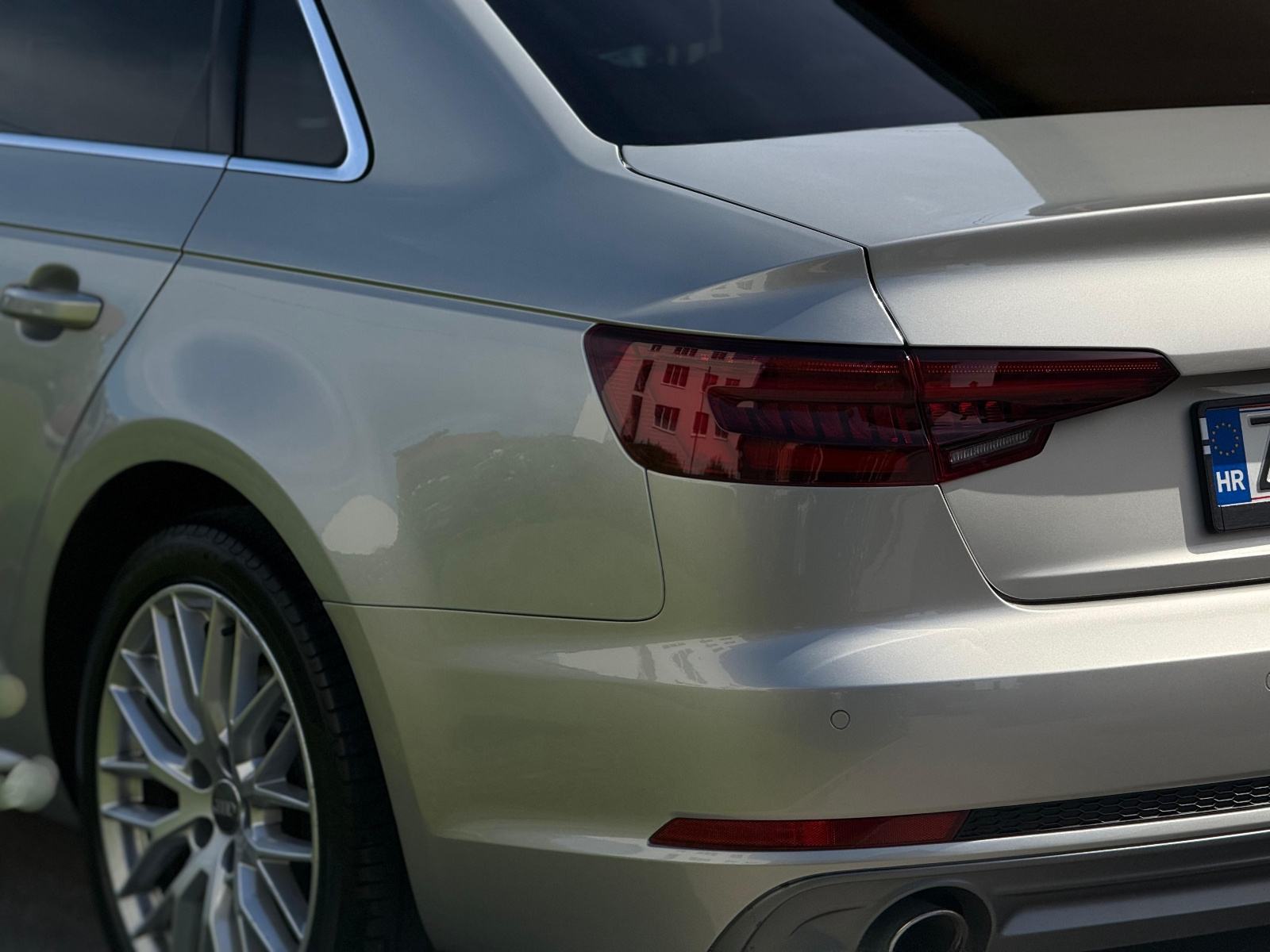 Audi A4 B8 2,0 TDI automatik 3xS-line, fotografija 5