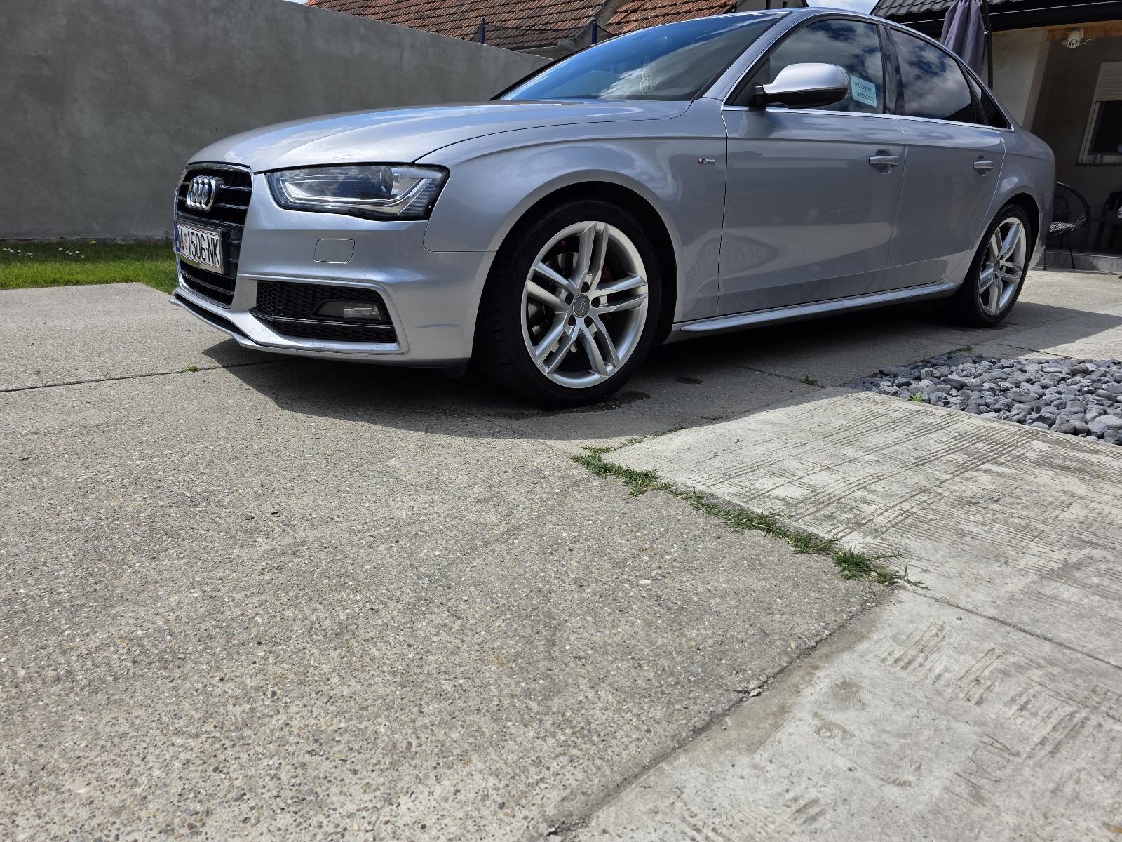 Audi A4 B8.5 S line 2.0 TDI 150 KS – Xenon, LED, fotografija 1