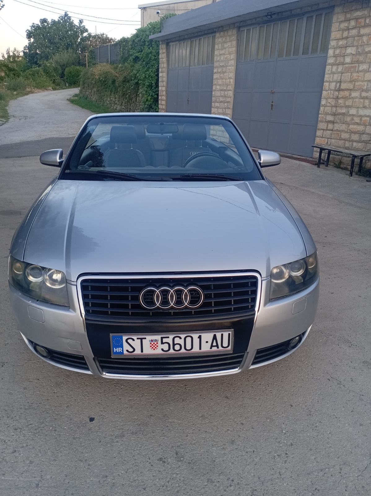 Audi A4 Cabrio 1,8 T automatik Reg5mj 2027, fotografija 4