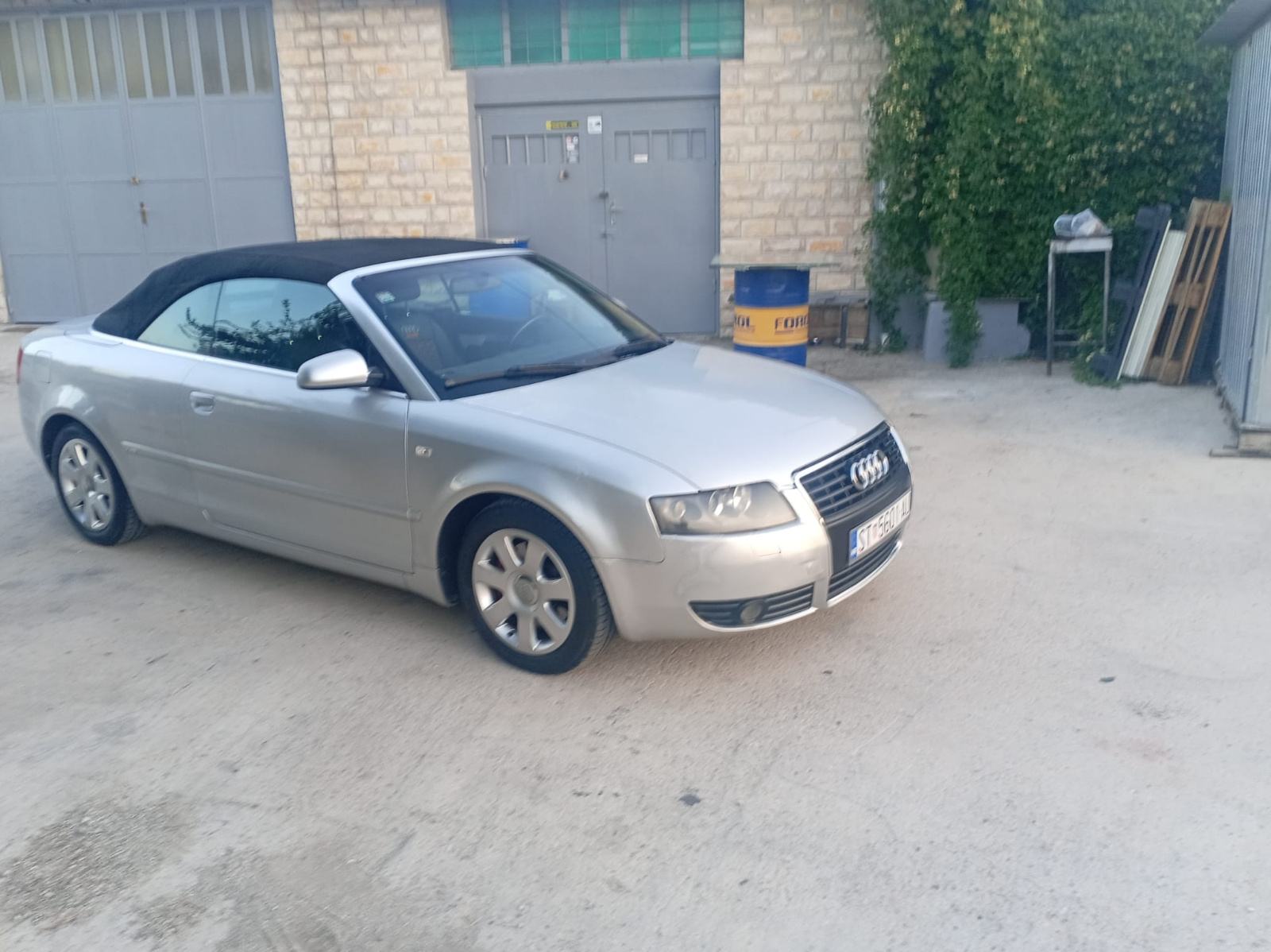 Audi A4 Cabrio 1,8 T automatik Reg5mj 2027, fotografija 3