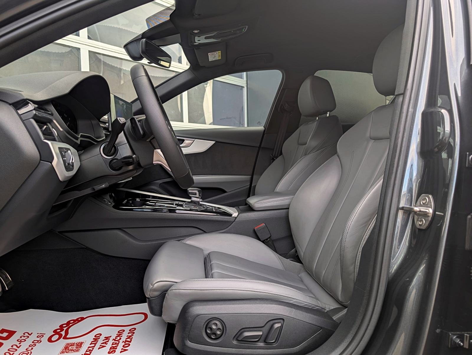 Audi A4 limuzina 35 TFSI S-Line, fotografija 11