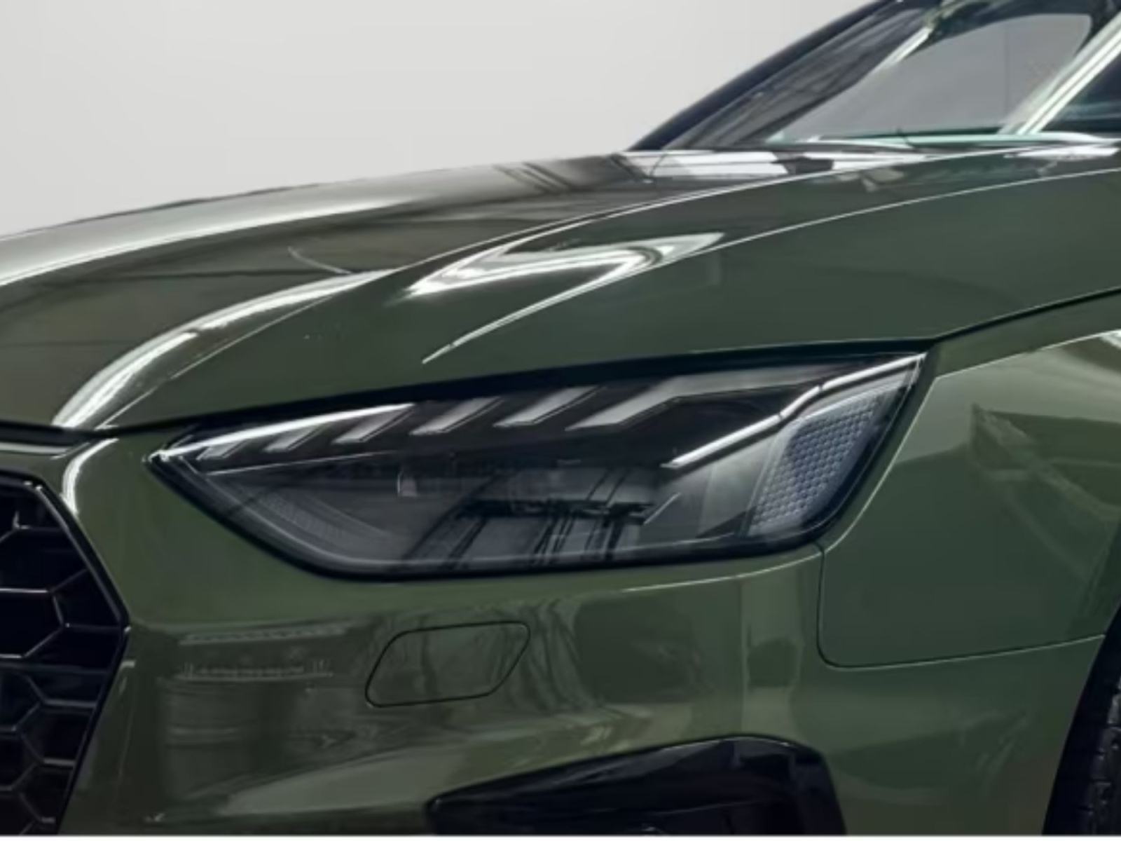 Audi A4 S-line 40 TDI S-tronic, fotografija 3