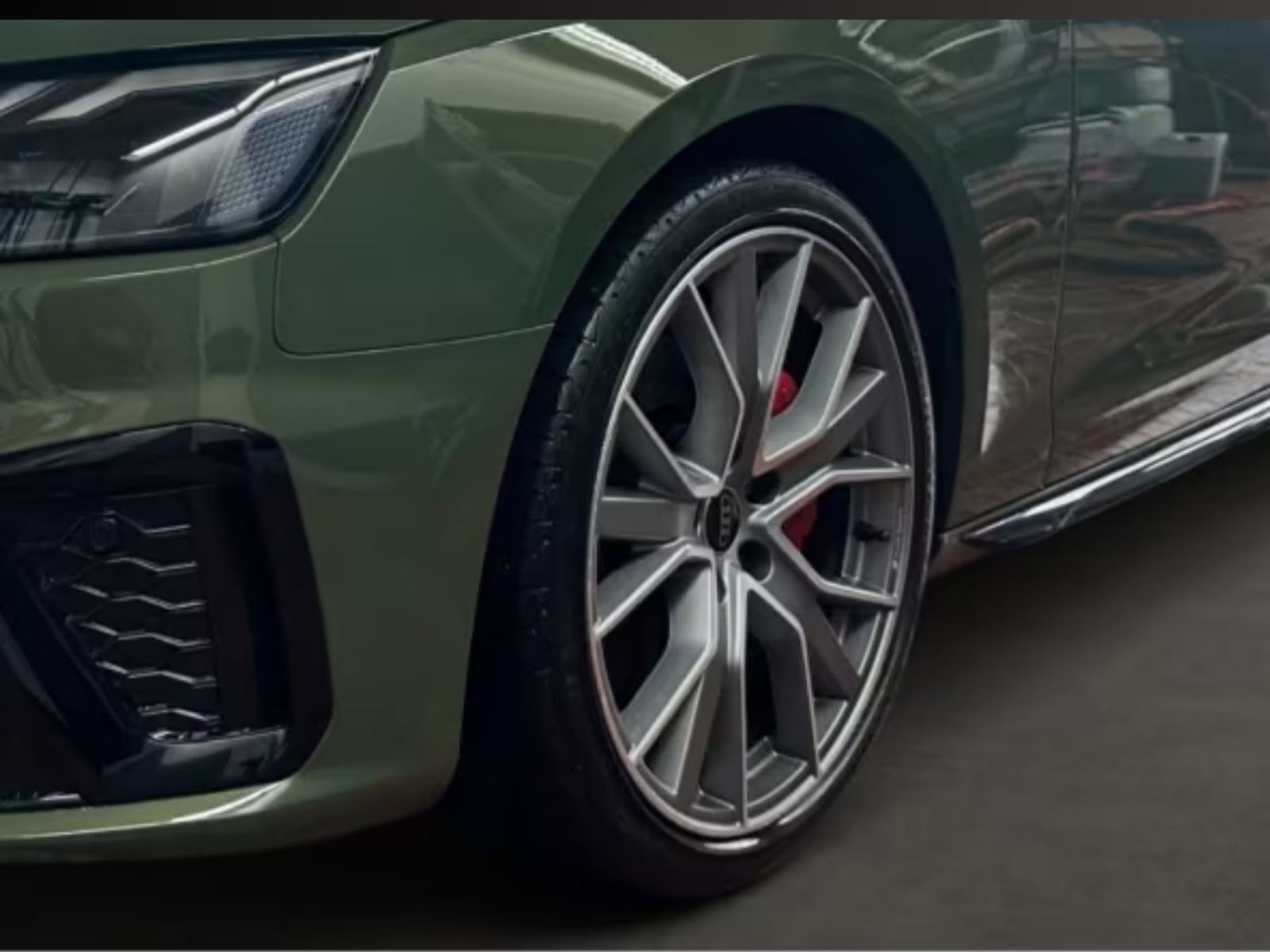 Audi A4 S-line 40 TDI S-tronic, fotografija 4