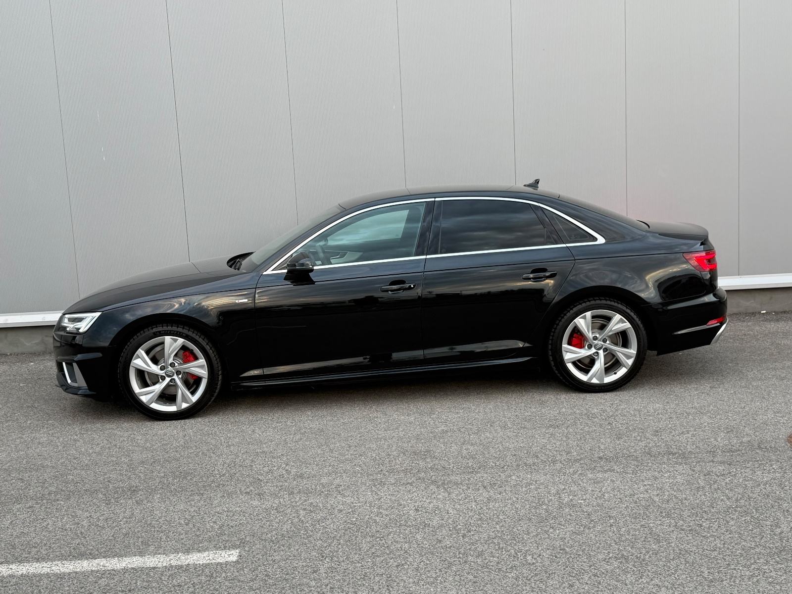 AUDI A4 35 TDI☆S LINE☆AUTOMATIK☆ALU 18☆LED☆AMBIENT LIGHT☆1.VL.☆HR AUTO, fotografija 7