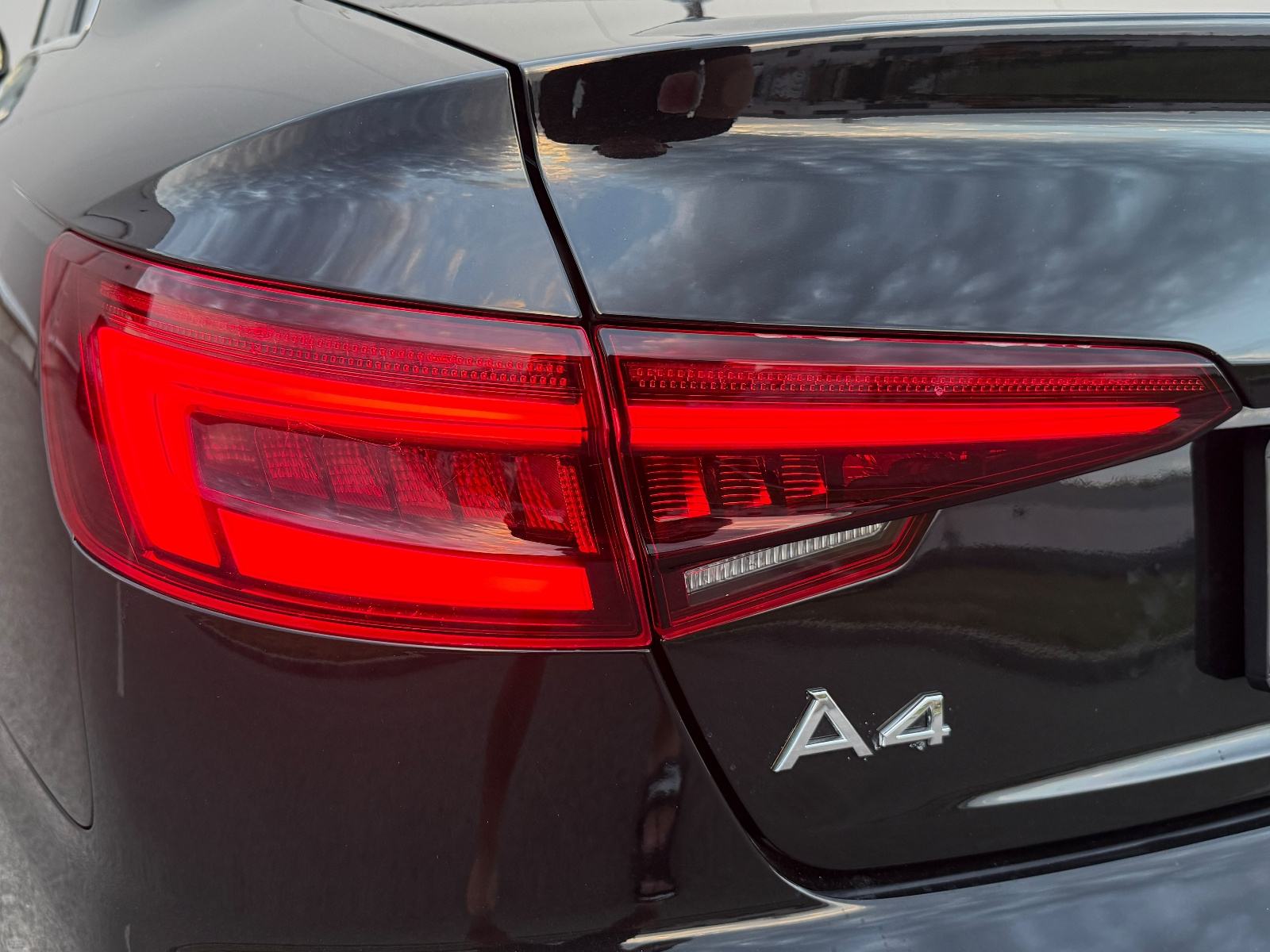 AUDI A4 35 TDI☆S LINE☆AUTOMATIK☆ALU 18☆LED☆AMBIENT LIGHT☆1.VL.☆HR AUTO, fotografija 11
