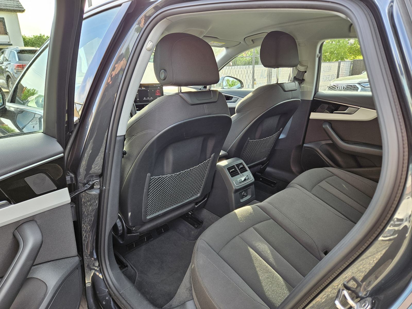 Audi A4 S TRONIC 2.0TFSI,MATRIX SVJETLA,LEASING BEZ UČEŠĆA I BEZ JAMAC, fotografija 15