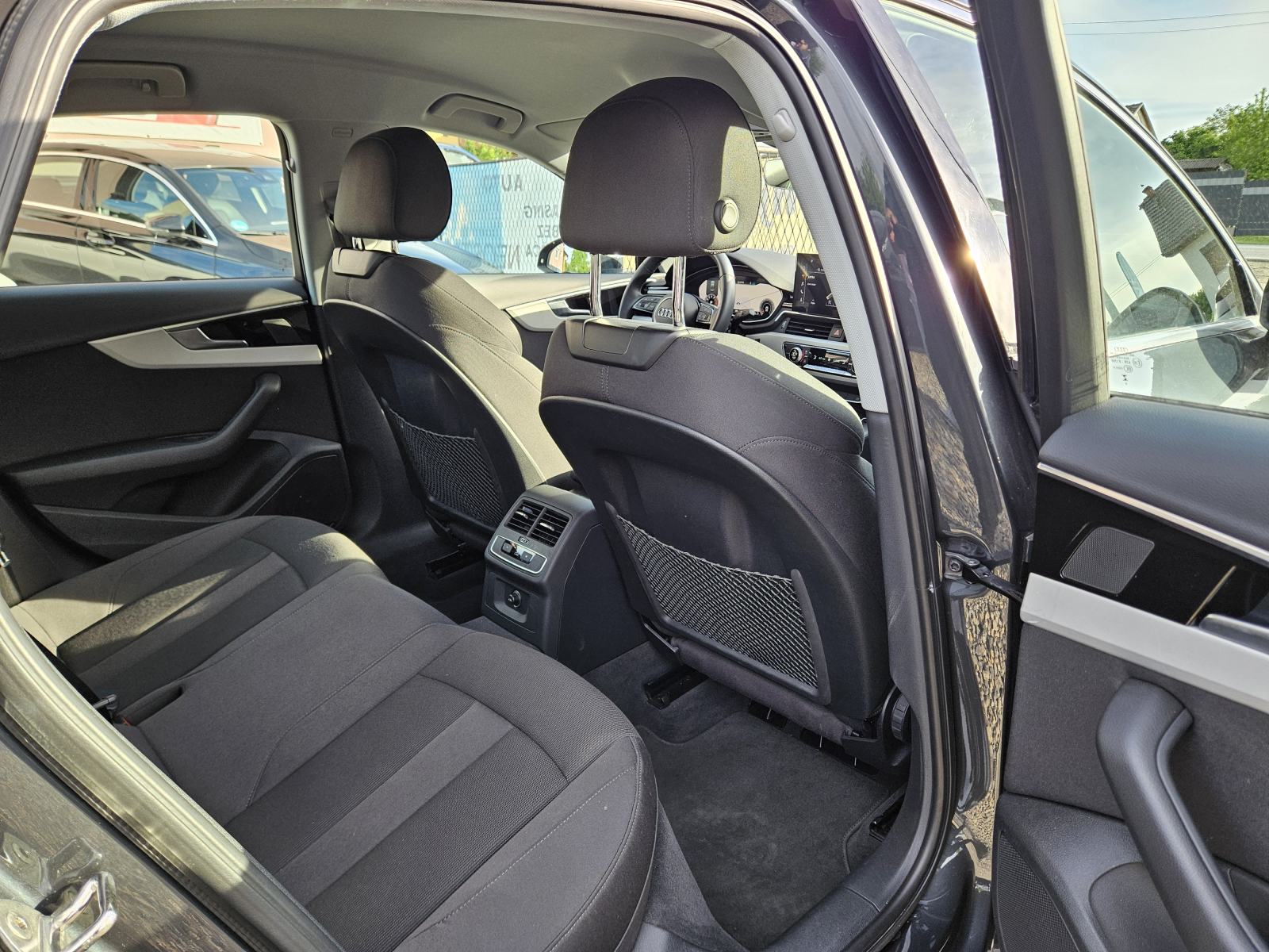 Audi A4 S TRONIC 2.0TFSI,MATRIX SVJETLA,LEASING BEZ UČEŠĆA I BEZ JAMAC, fotografija 16