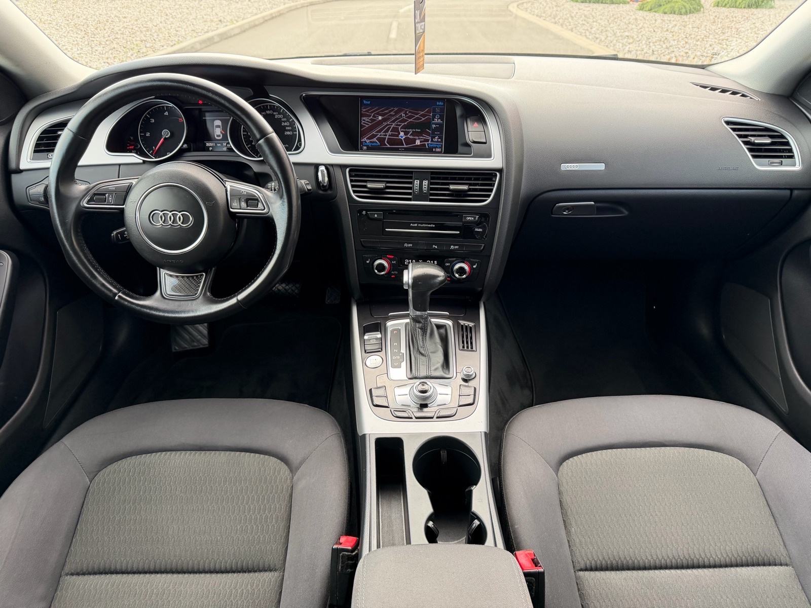 AUDI A5 2.0 TDI-2016G-AUTOMATIK-RS5 OPTIC-ROTOR-XENON-BLACK-NAVI, fotografija 8
