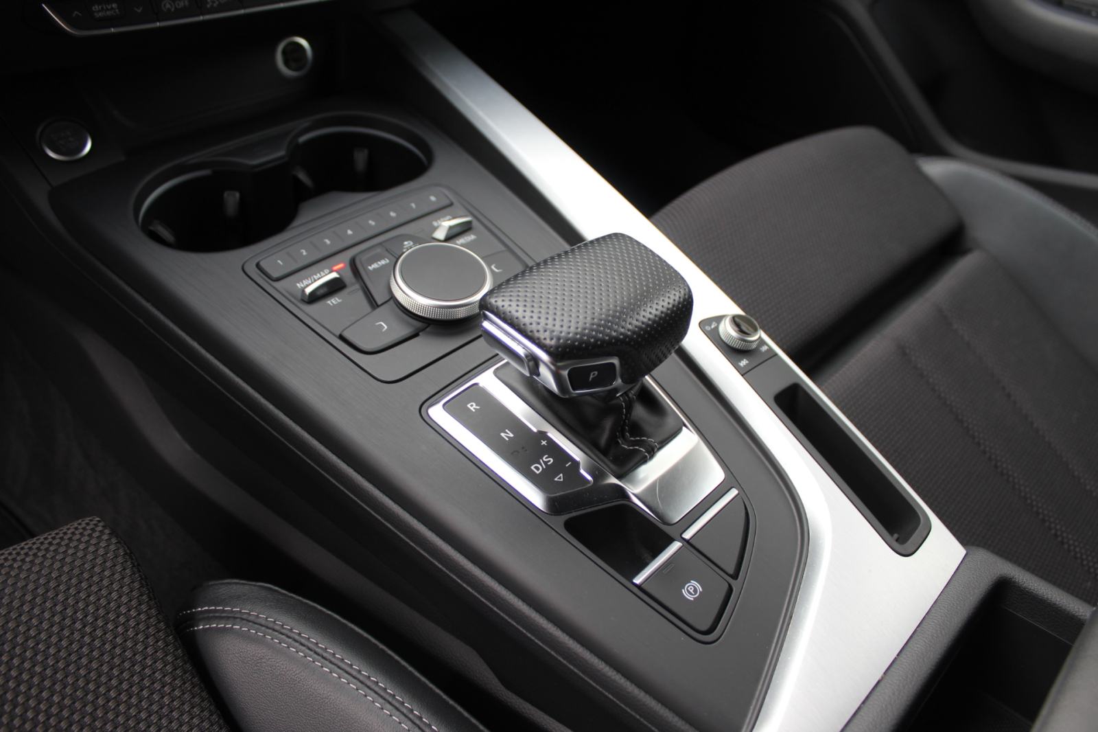 Audi A5 2.0 TDI AUTOMATIK, 3x S-LINE, LED, KOŽA, NAVI,ALU 19,GARANCIJA, fotografija 13