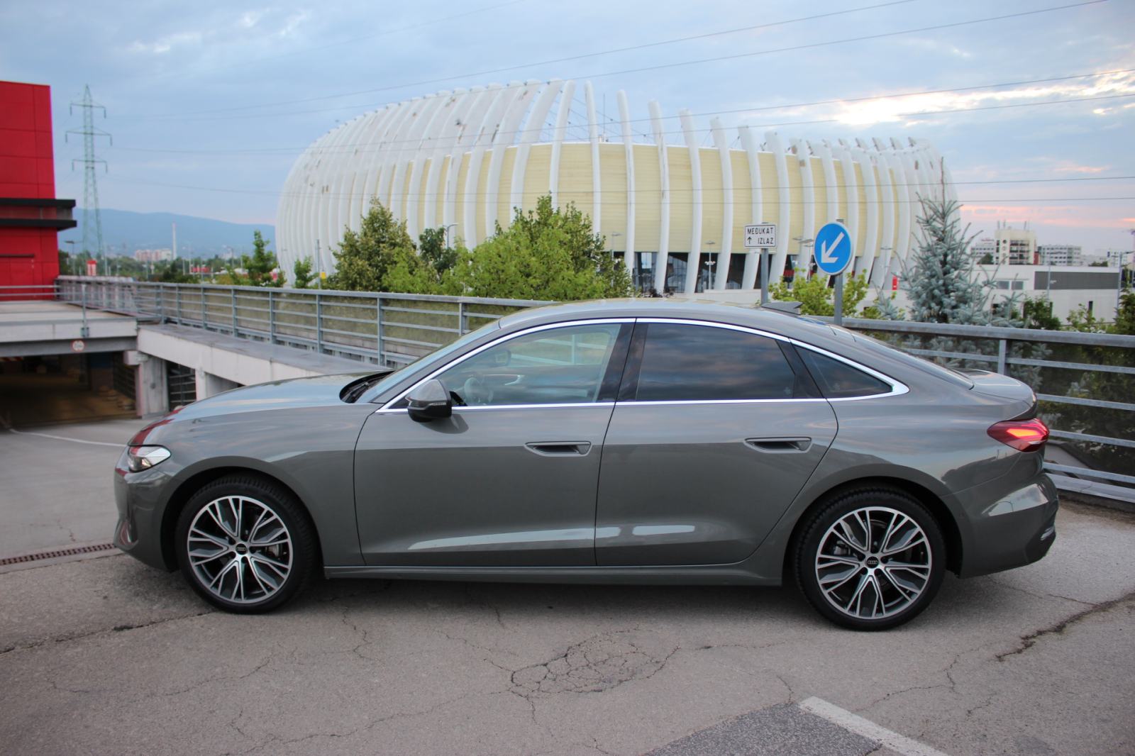 Audi A5 35 TFSi•Novi model•Virtual Cockpit•Grijanje sjedala•Kamera•PDV, fotografija 5