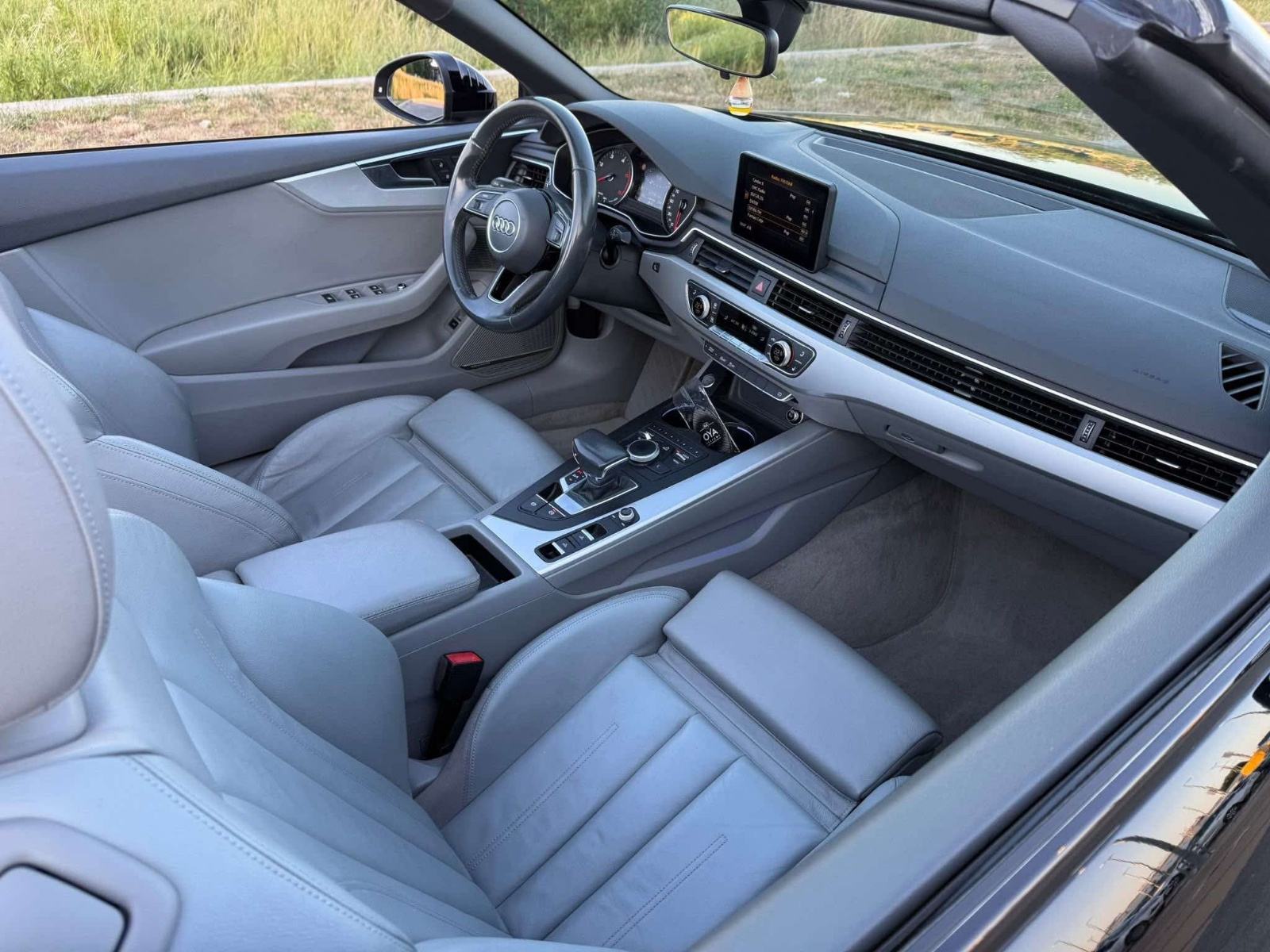 Audi A5 Cabrio 2,0 TDI automatik, fotografija 10