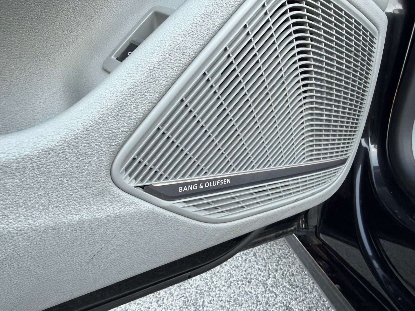 Audi A5 Cabrio 2,0 TDI automatik, fotografija 12