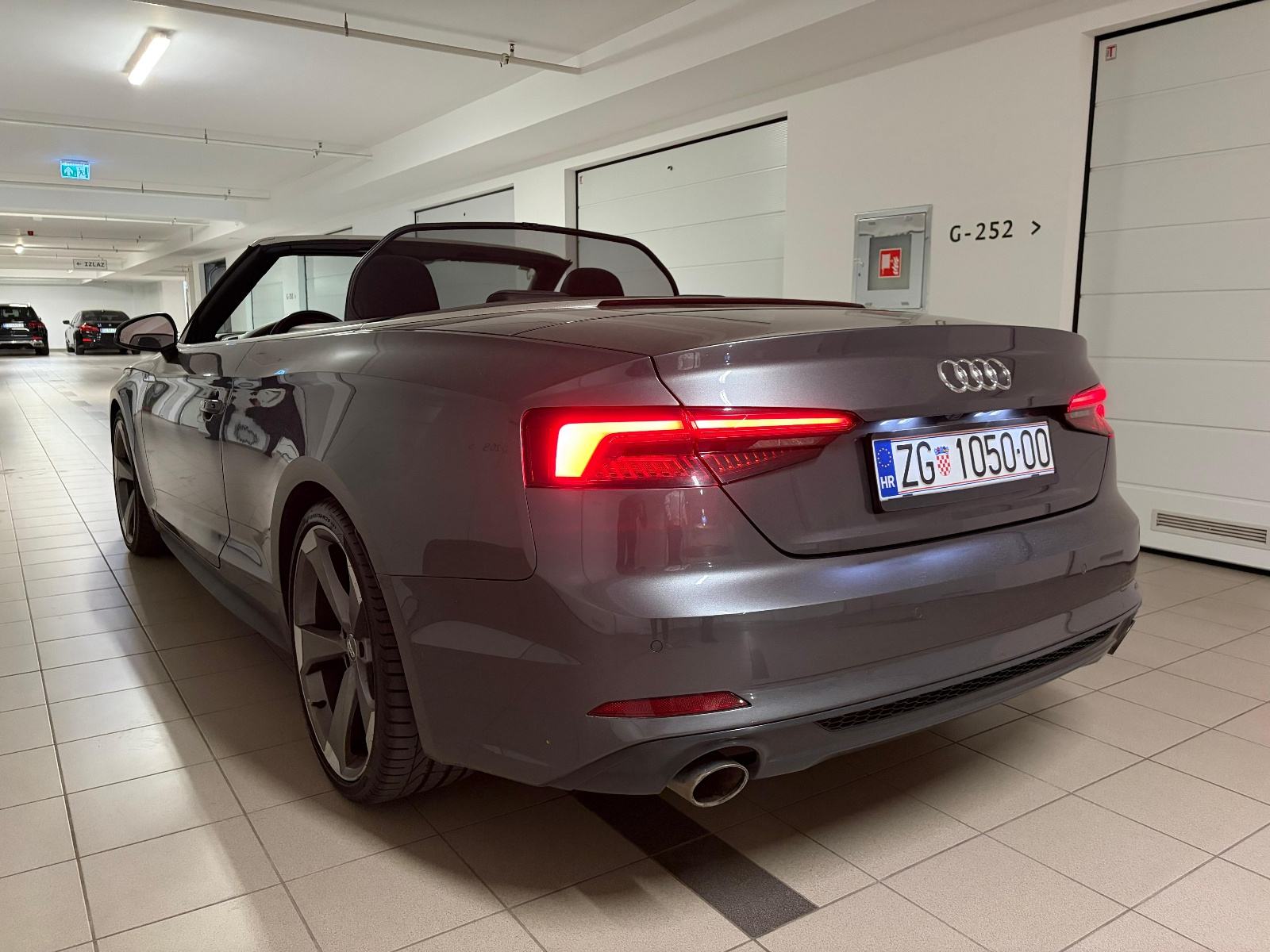 Audi A5 Cabrio 2.0 TFSI automatik S LINE, fotografija 3