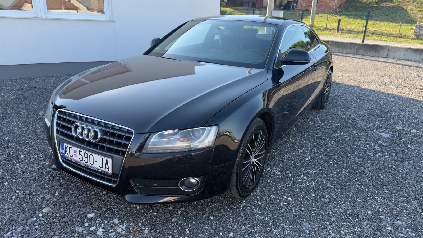 Audi A5 Coupe 1,8 S-line, fotografija 9