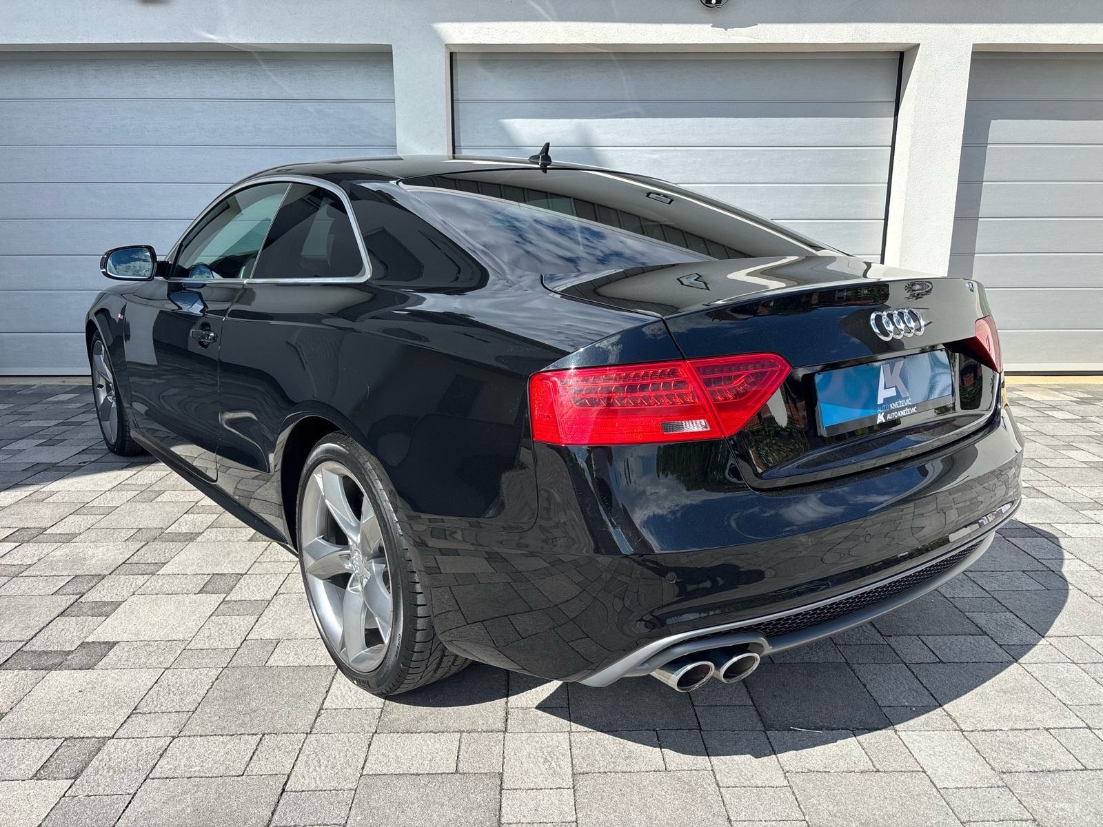 Audi A5 Coupe 2,0 TDI •S-Line• 1.Vlasnik• KAO NOVO•, fotografija 5