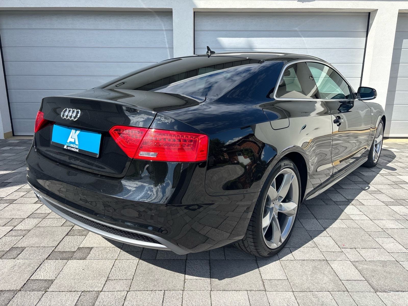 Audi A5 Coupe 2,0 TDI •S-Line• 1.Vlasnik• KAO NOVO•, fotografija 7