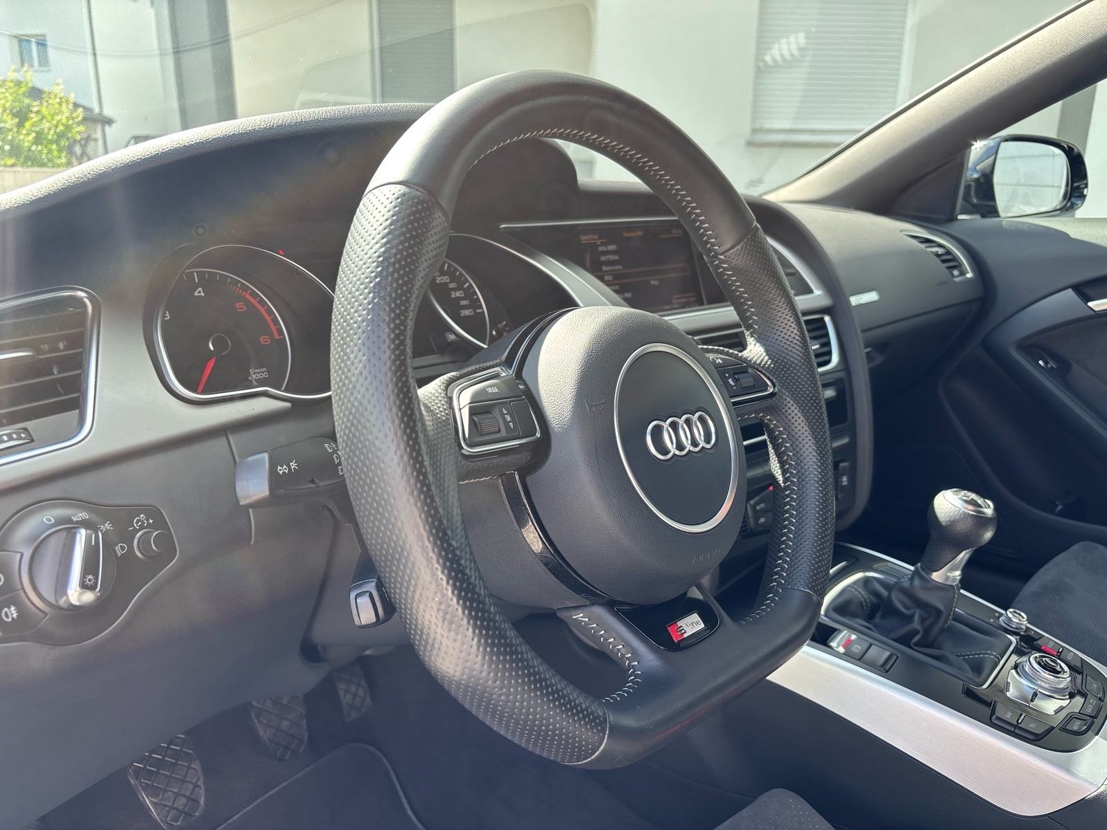 Audi A5 Coupe 2,0 TDI •S-Line• 1.Vlasnik• KAO NOVO•, fotografija 10