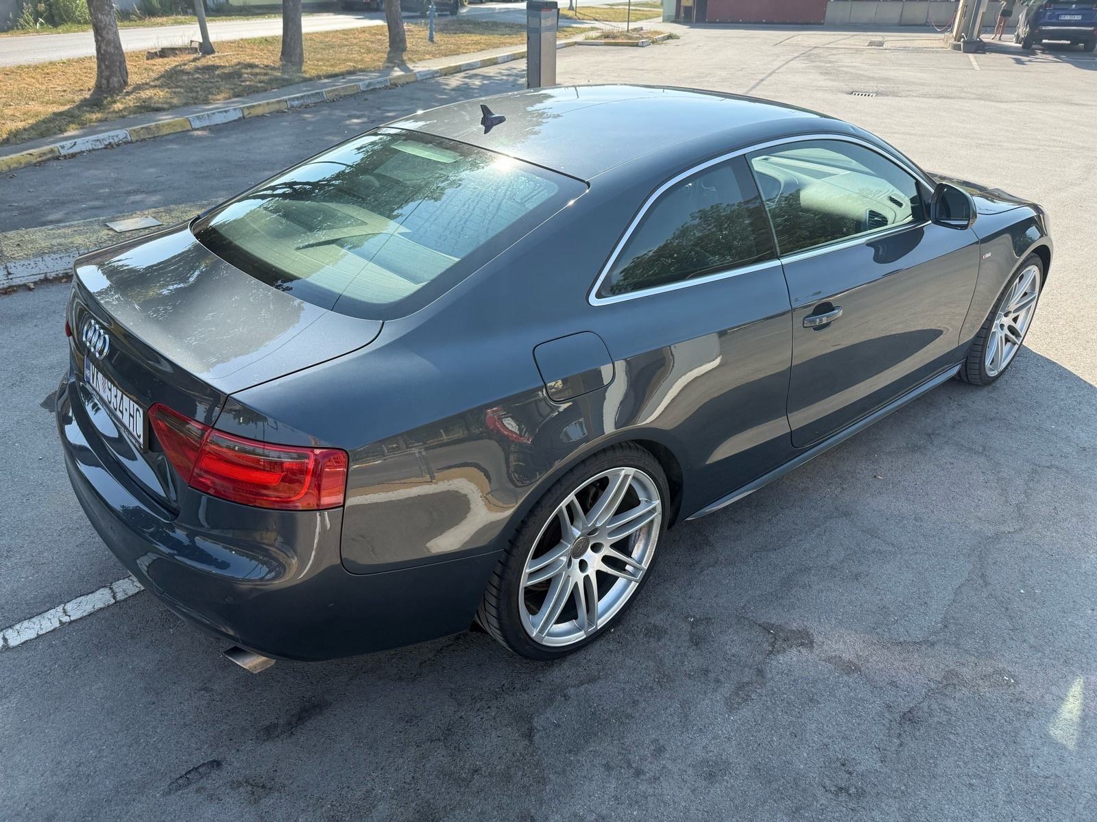 Audi A5 Coupe A5 3,2 FSI automatik, fotografija 3