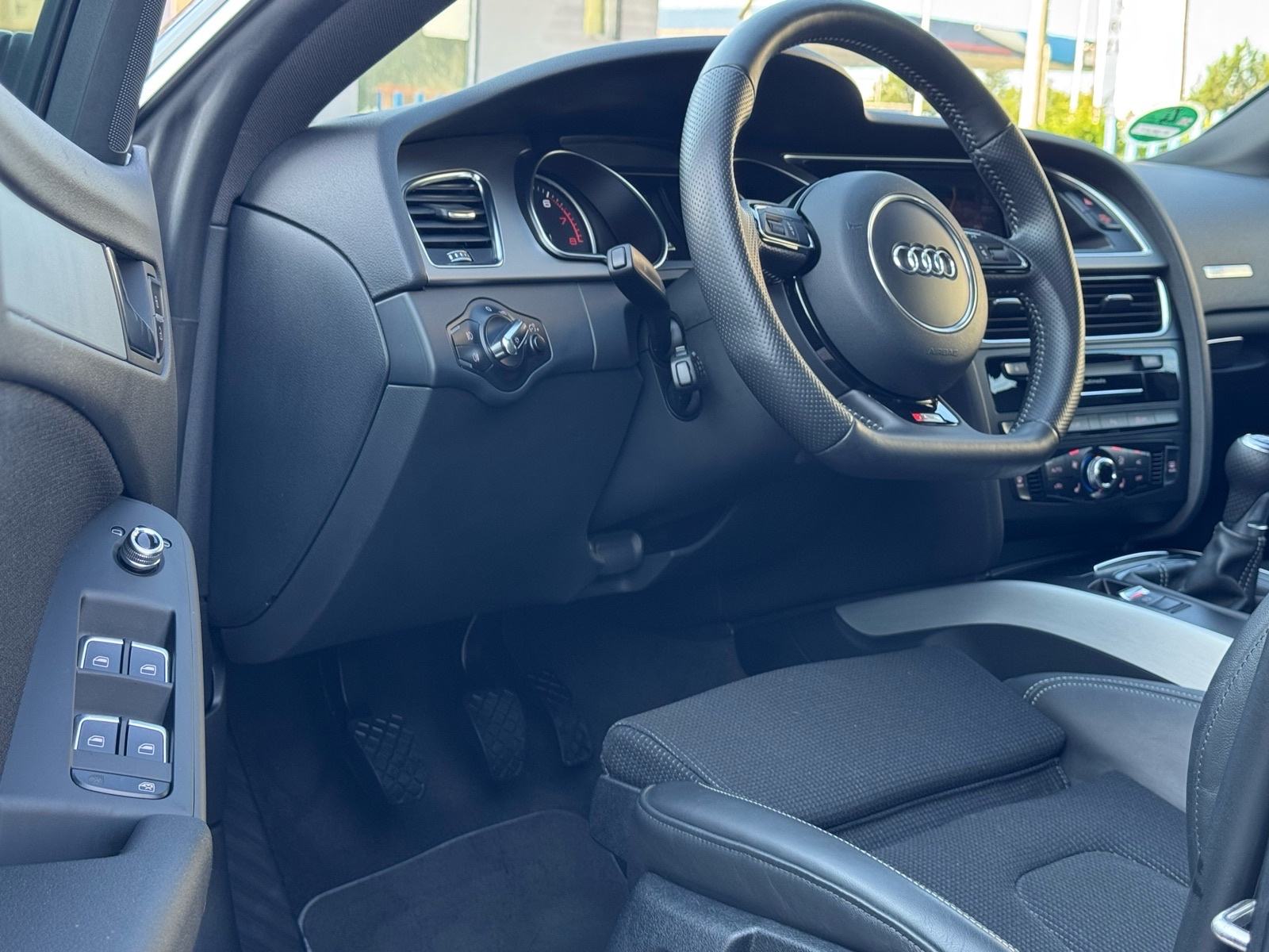Audi A5 Sportback 1,8 TFSI / 3xSLINE / LED / NAVI / ALU / JAMSTVO, fotografija 12
