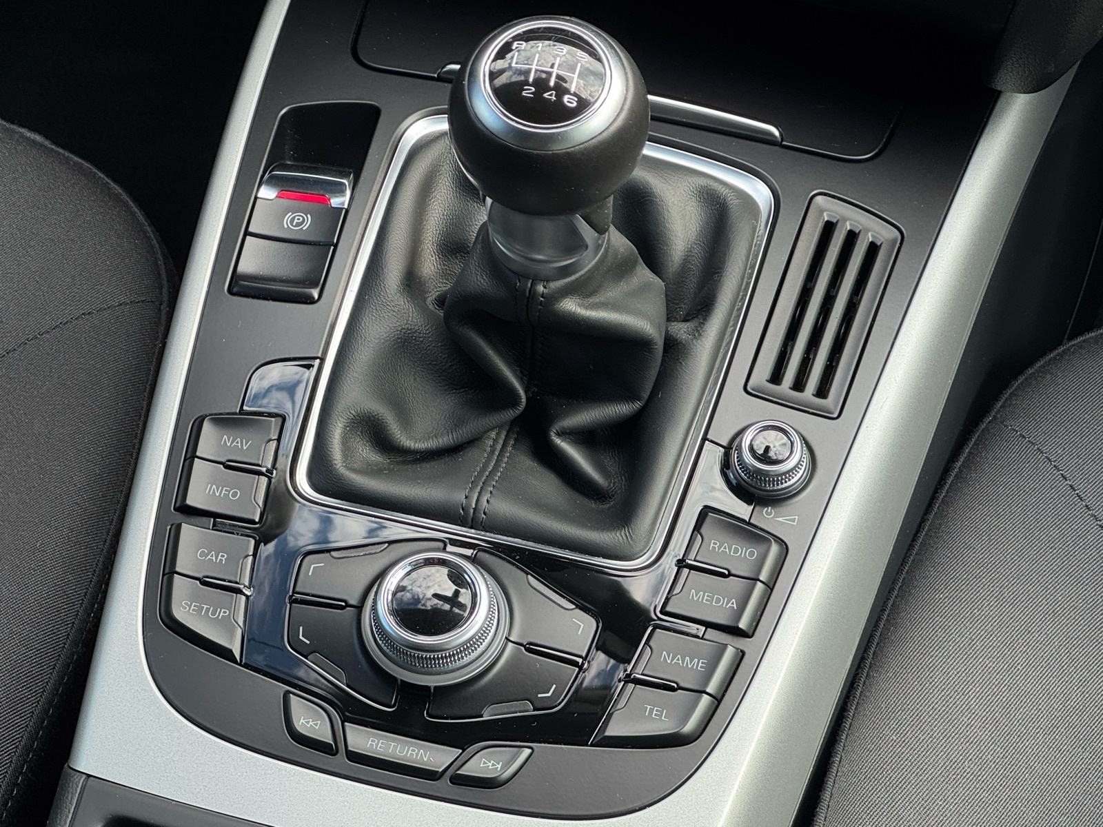 Audi A5 Sportback 1,8 TFSI / SLINE / BIXENON / NAVI / KAMERA / JAMSTVO, fotografija 11