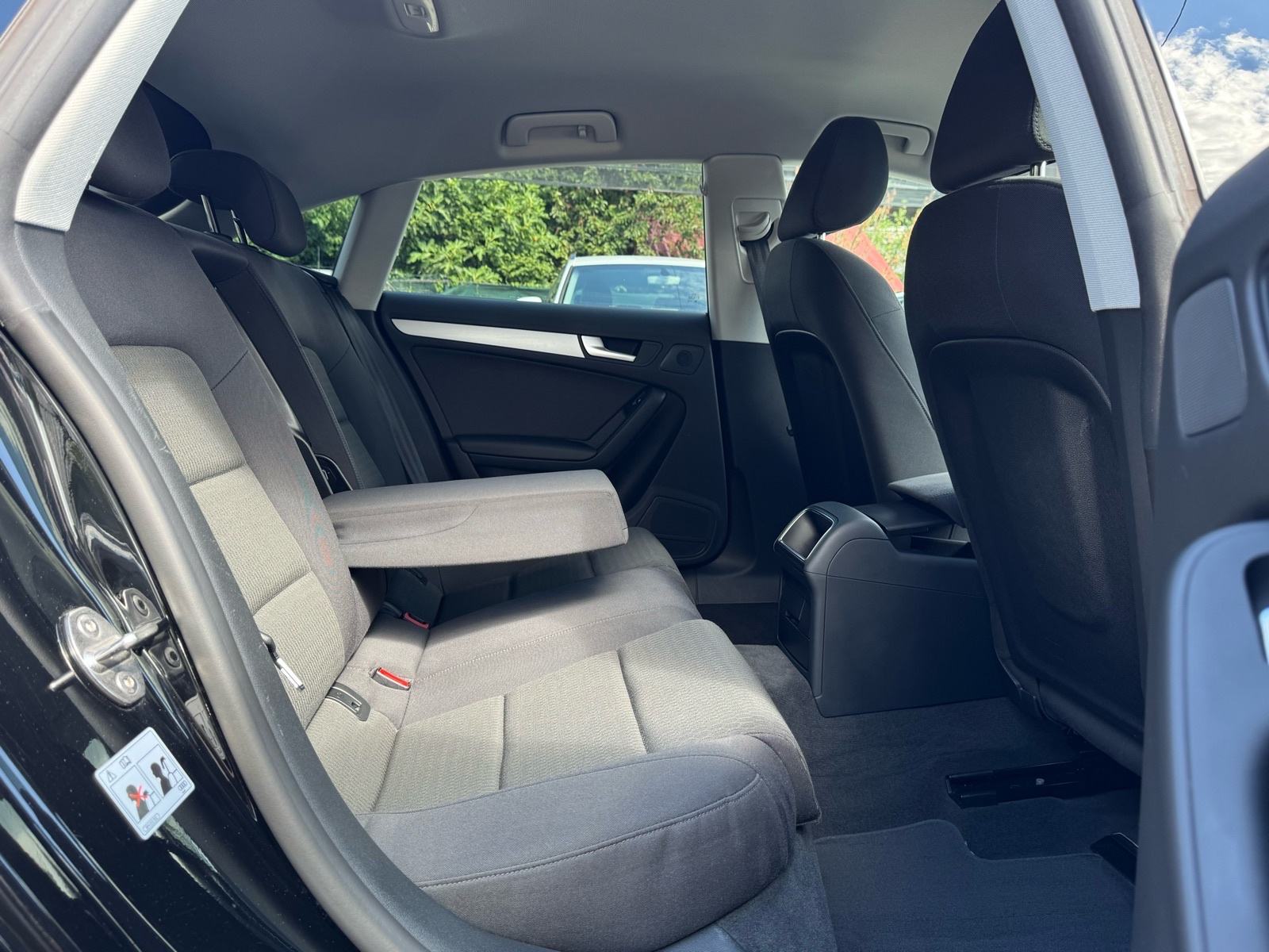 Audi A5 Sportback 1,8 TFSI / SLINE / BIXENON / NAVI / KAMERA / JAMSTVO, fotografija 13