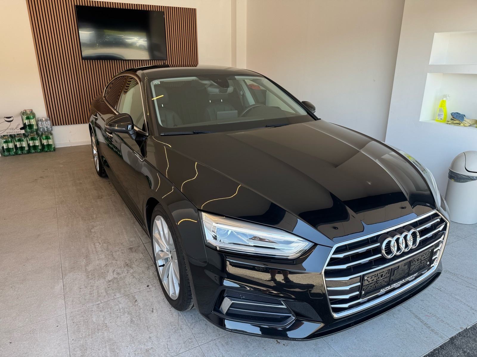 Audi A5 Sportback 2,0 TDI 150KS, Navi, Automatik, Xenon + Led, Koža, fotografija 3