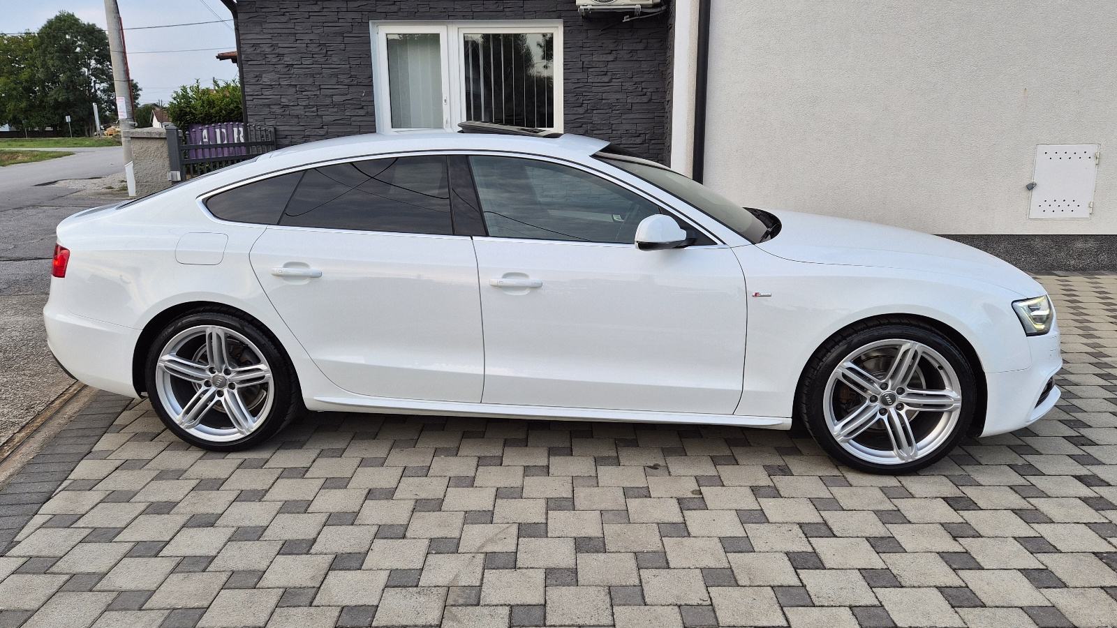 Audi A5 Sportback 2,0 TDI automatik S-line - 1.VLASNIK - NIJE UVOZ -, fotografija 8