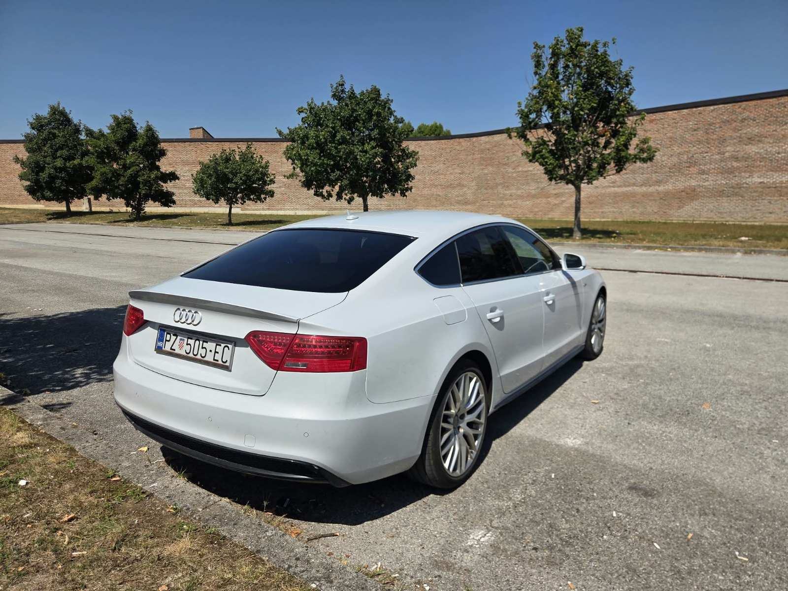 Audi A5 Sportback 2.0 TDI S-Line Black Edition 110 kW, fotografija 3