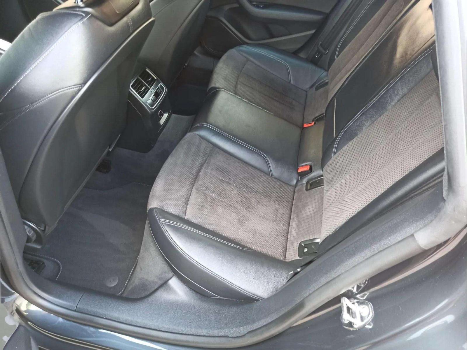 Audi A5 Sportback 2,0 TDI, S-line, fotografija 18