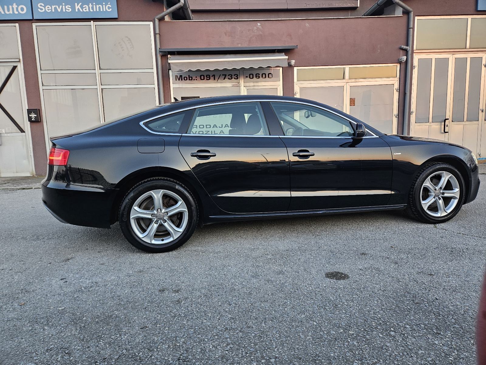 Audi A5 Sportback 2,0 TDI, fotografija 9