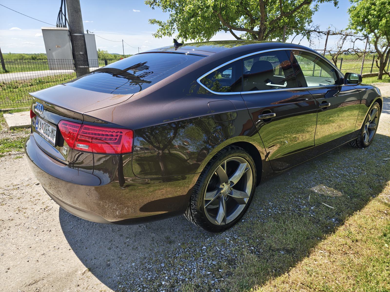 Audi A5 Sportback 2,0 TDI Ultra, besprijekorno stanje, fotografija 8